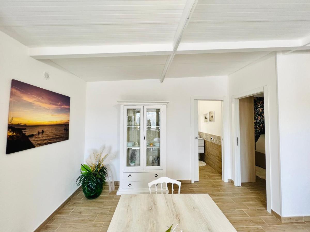 Nonna Felicia Apartment แตร์ราซีนี ภายนอก รูปภาพ